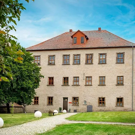 מלון Schloss 3*